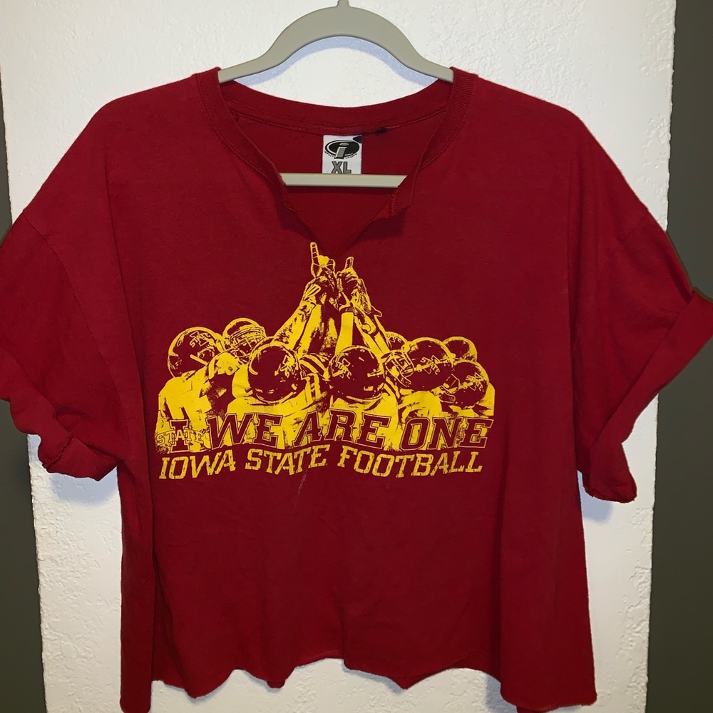 ISU super cute crop tee!!
